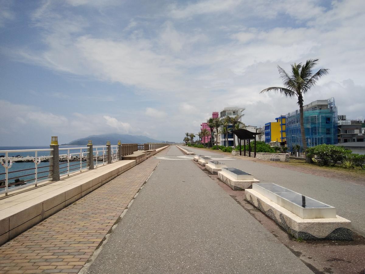 Heyyo Hostel Hualien Exterior foto